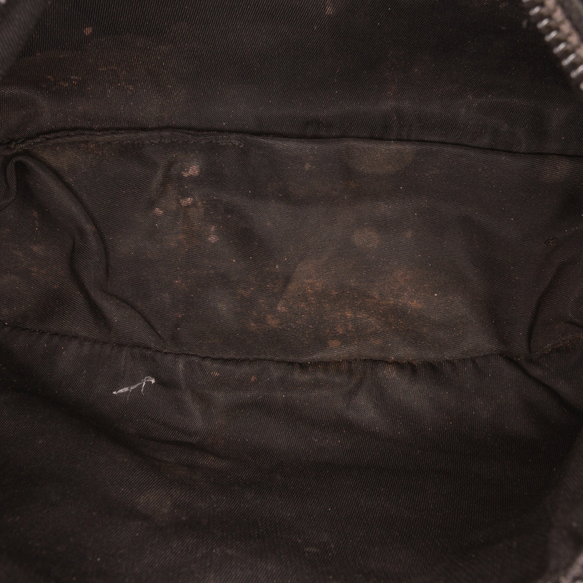 Prada | Pre-Owned Tessuto Re-Edition 2000 Shoulder Bag | Black