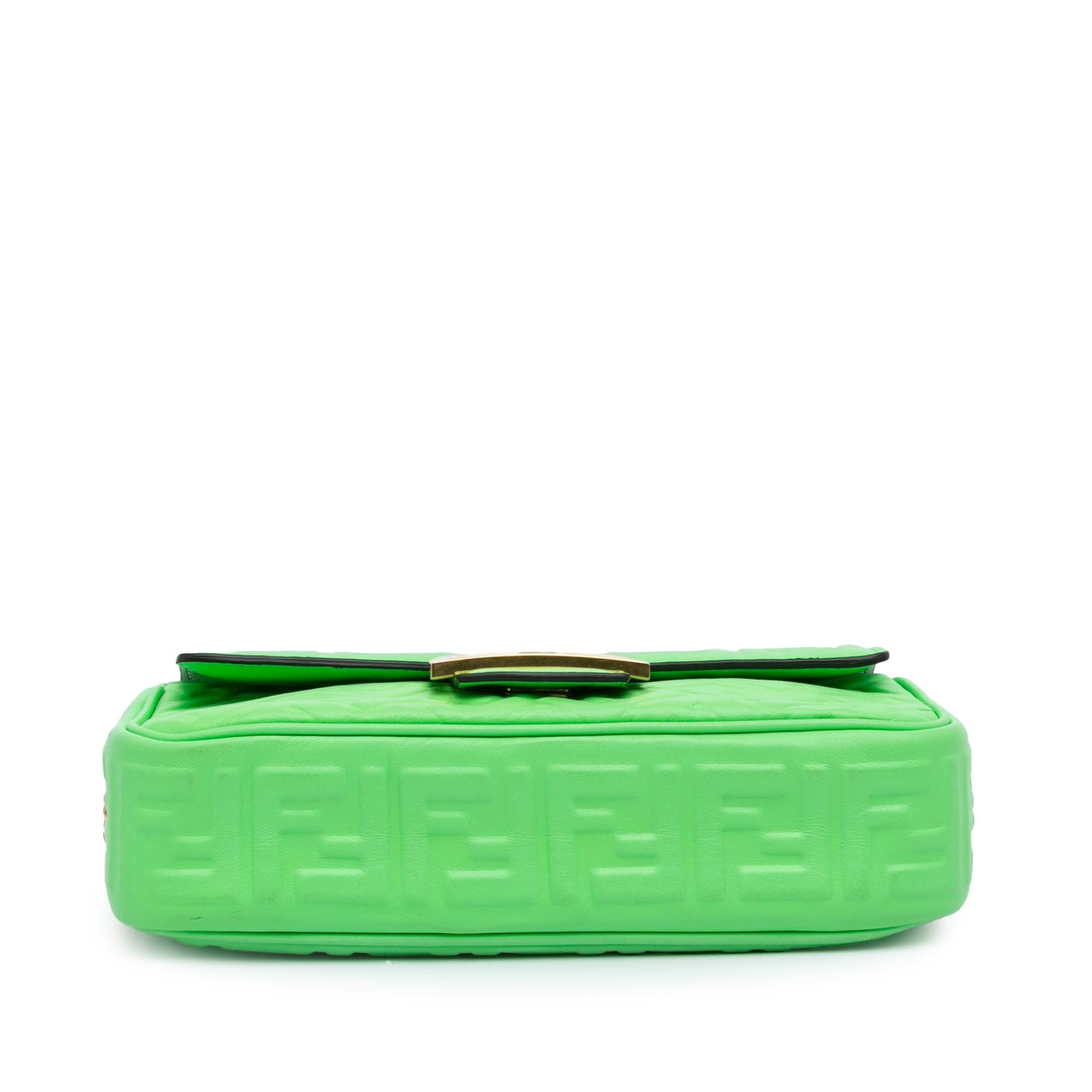 Fendi | Pre-Owned Zucca Embossed Leather Chain Midi Baguette | Green
