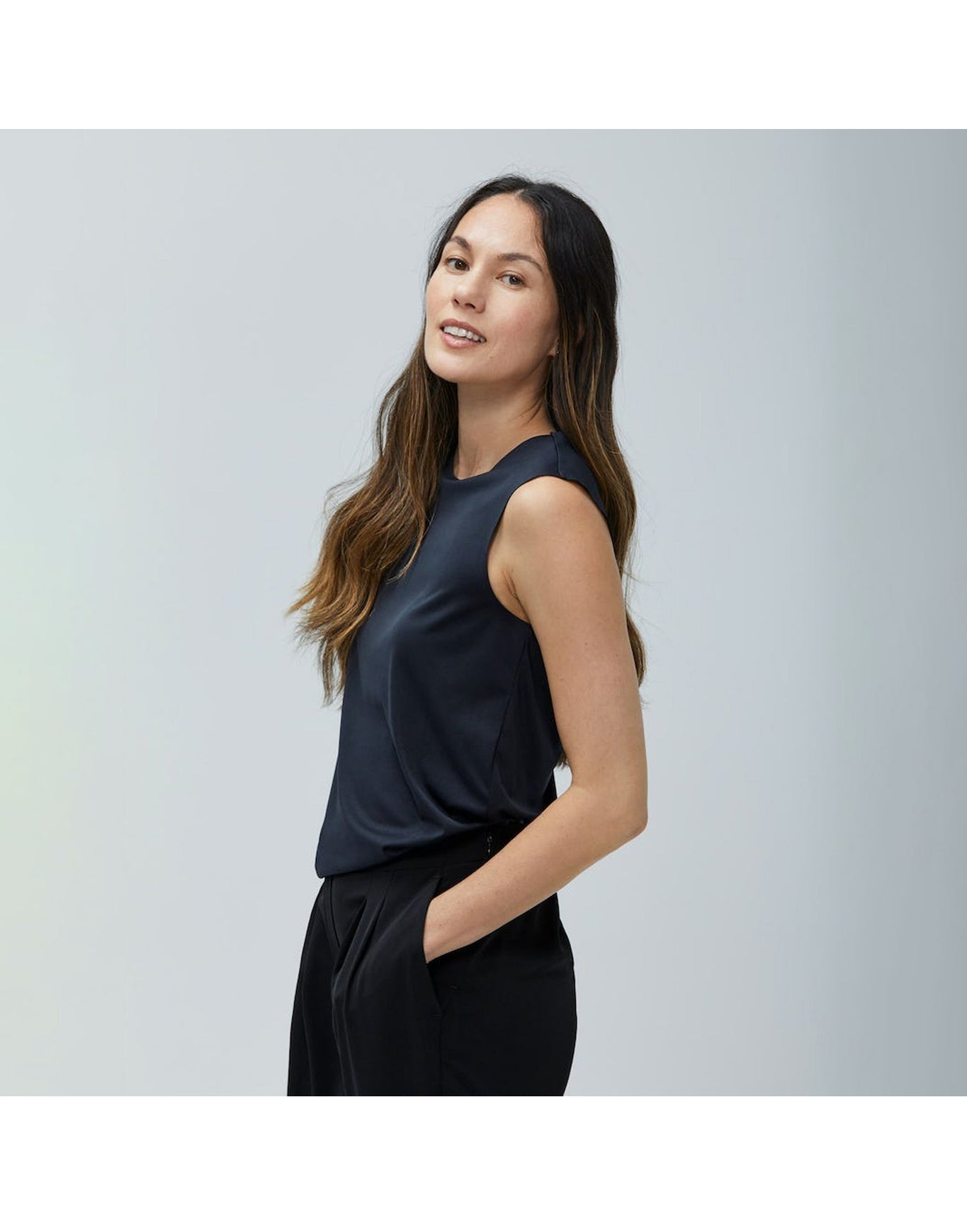 Unisex | Luxe Touch Tank | Black