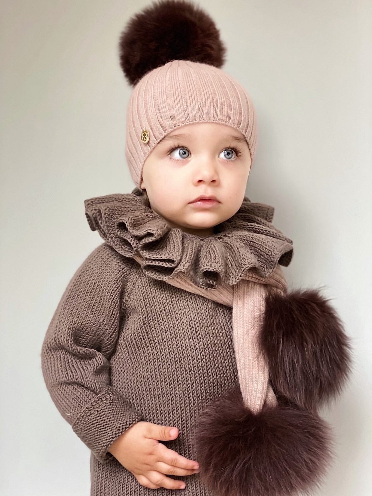 Unisex | Misha Ribbed Angora Scarf Fur Poms | Brown
