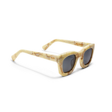 Roadcase | Carrara | Smoke Lenses