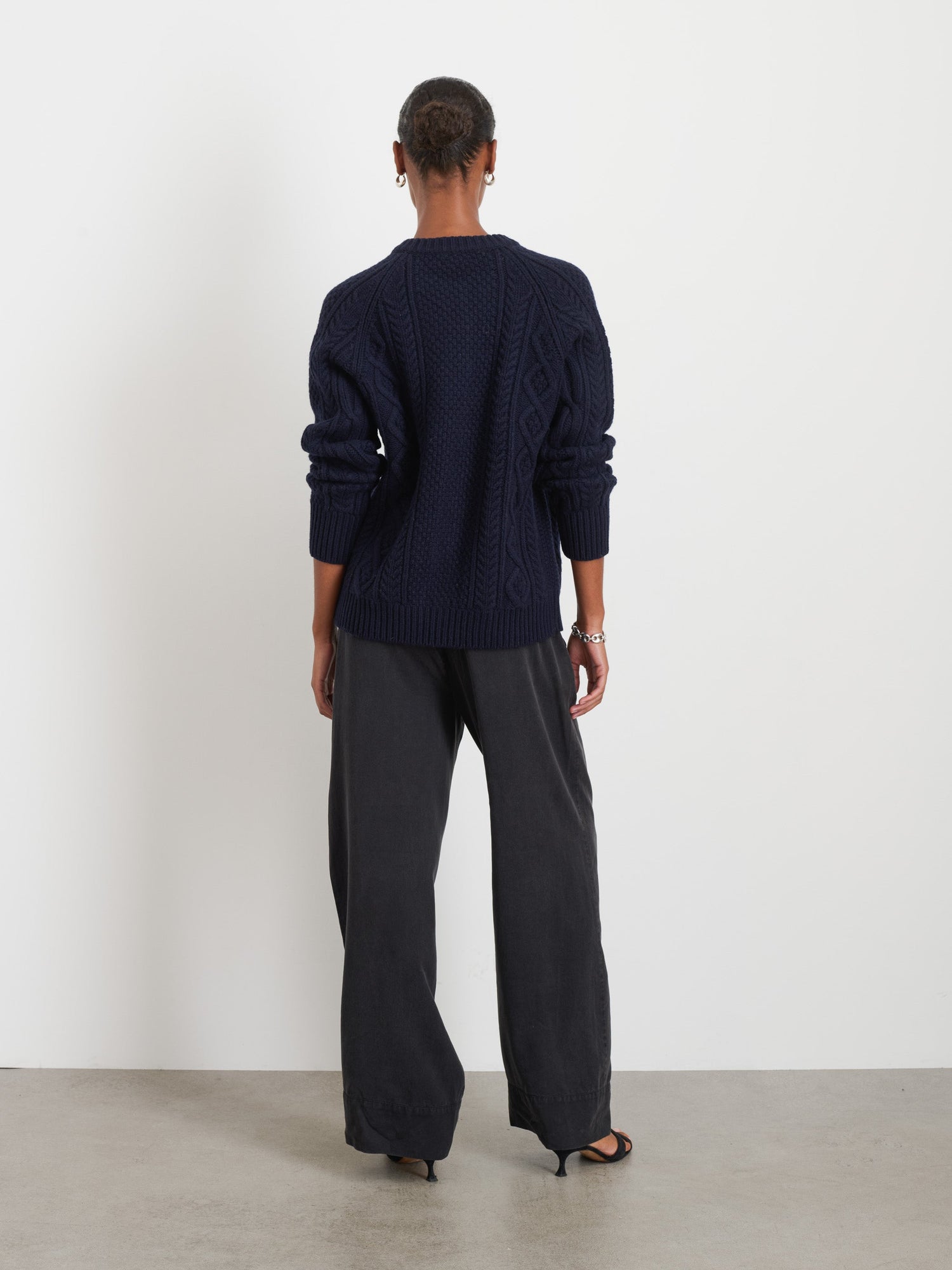 Women | Riley Pant in Drapey Twill | Rich Black