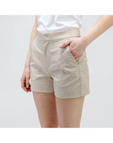 Women | Pace Poplin Short | Buff