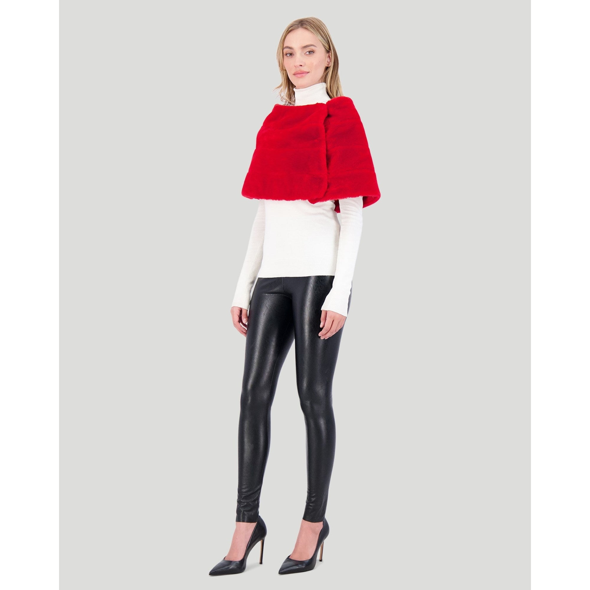 Women | Select Shearling Lamb Capelet | Red