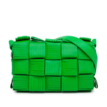 Bottega Veneta | Pre-Owned Nappa Intrecciato Fringed Cassette Crossbody | Green