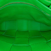Bottega Veneta | Pre-Owned Nappa Intrecciato Fringed Cassette Crossbody | Green