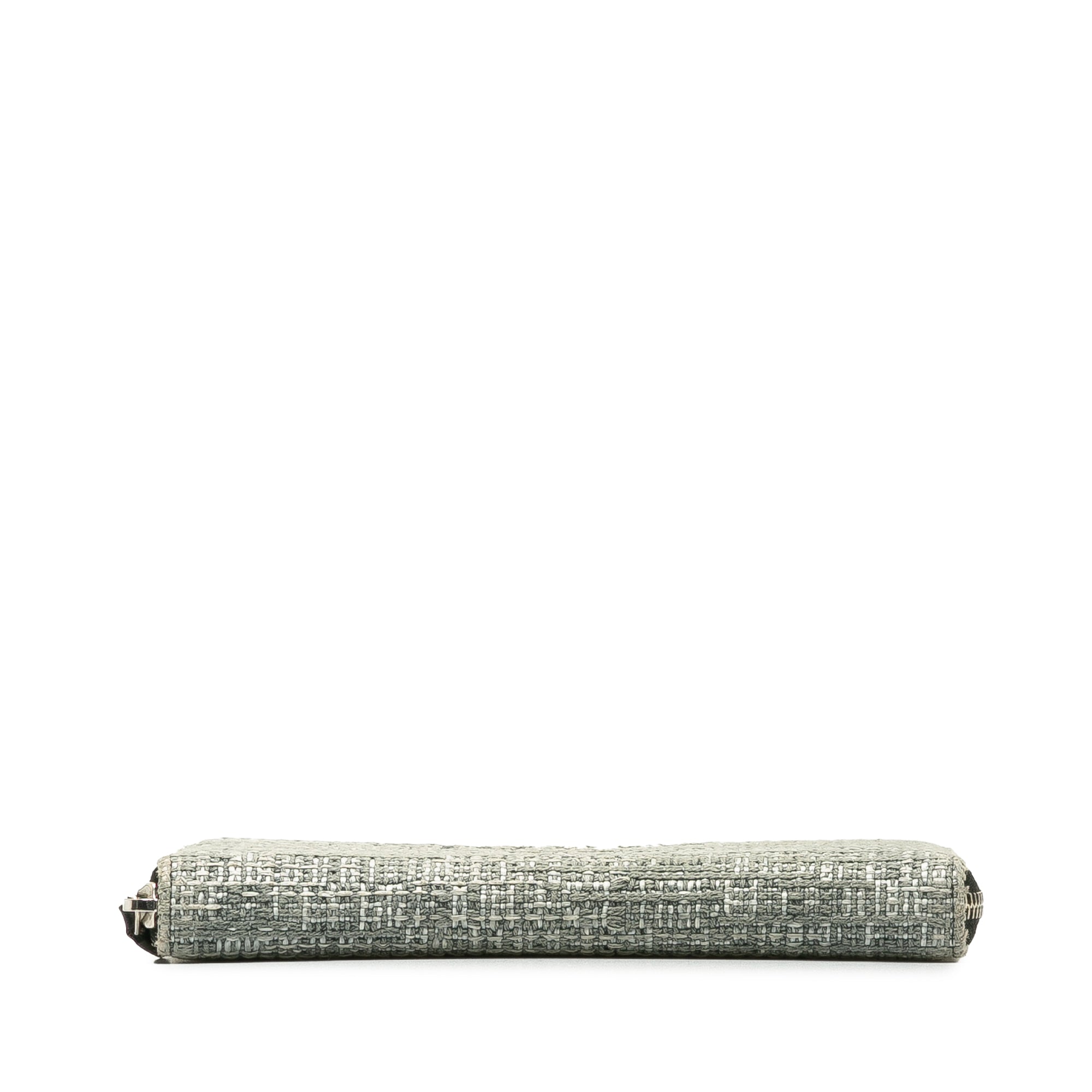 Chanel | Pre-Owned Tweed Deauville Continental Wallet | Gray