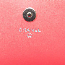Chanel | Pre-Owned CC Caviar Camellia Wallet On Chain | Pink
