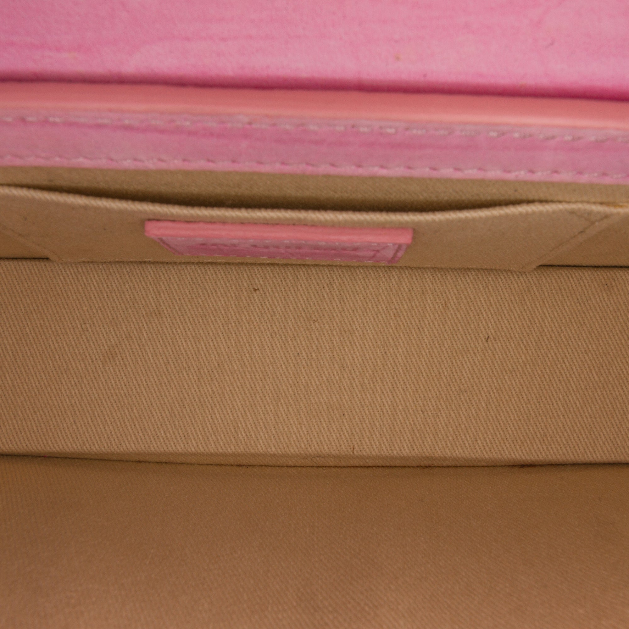 Jacquemus | Pre-Owned Suede Embossed Le Chiquito Long | Pink