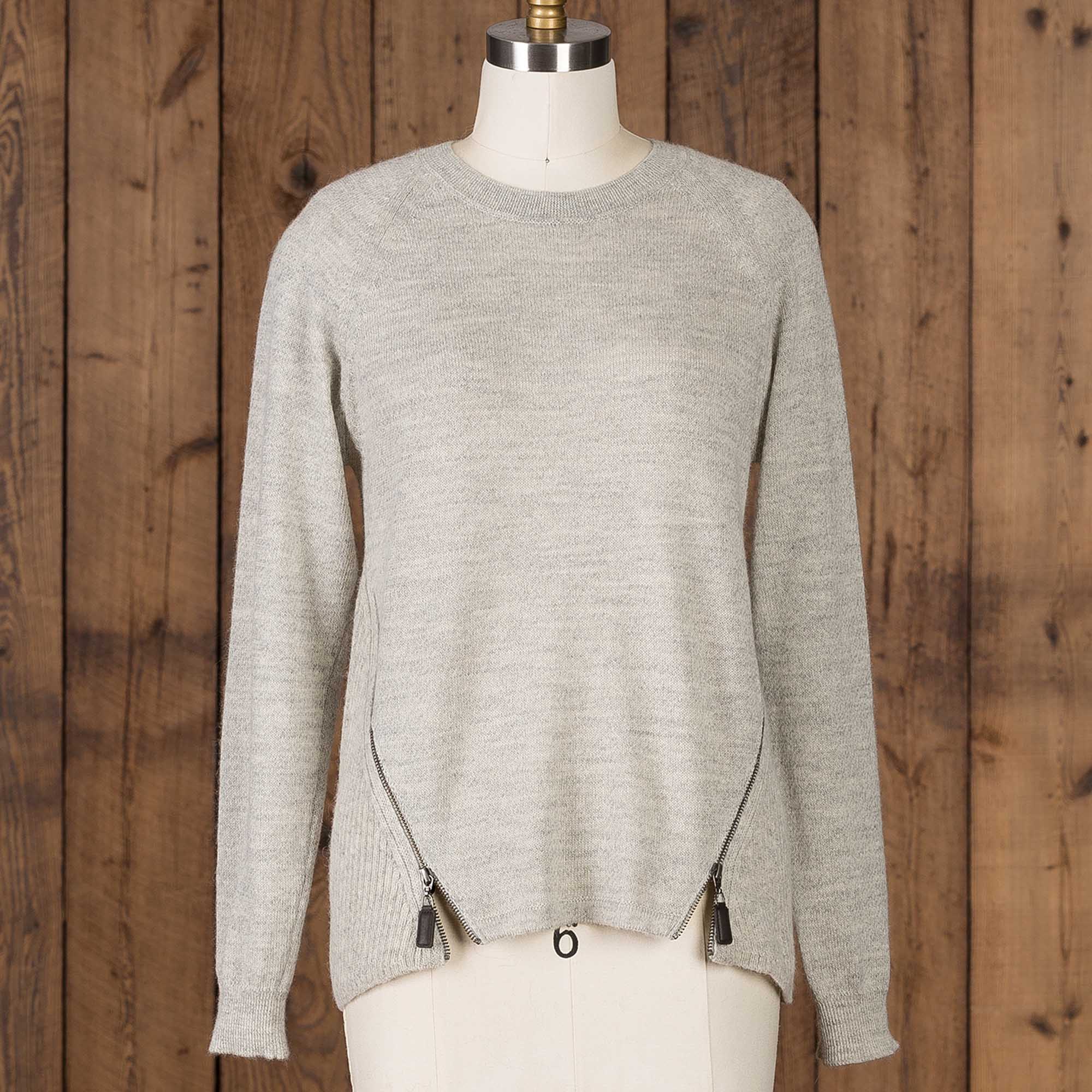 Women | Lea Zip | Carbon