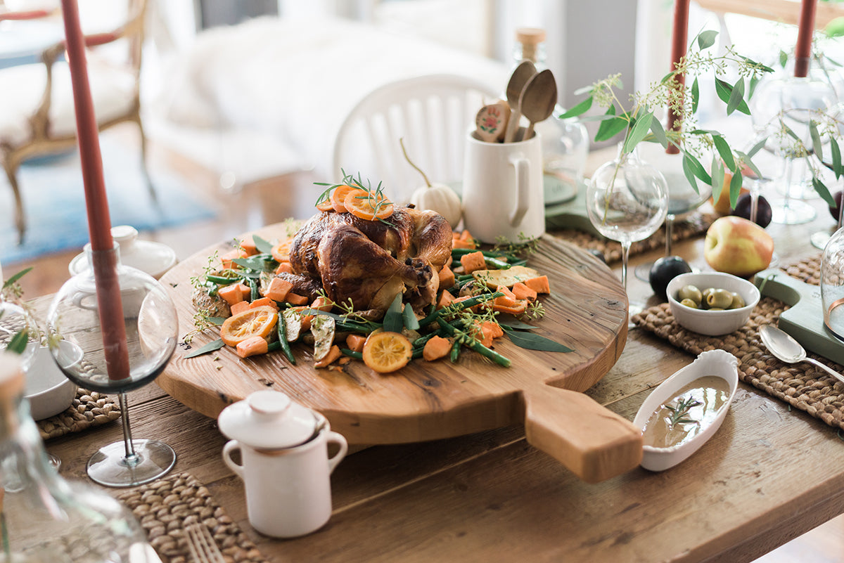 Classic Oversized Round Footed Board | Natural