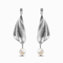 Glacier Earrings | Silver | Freshwater Pearls
