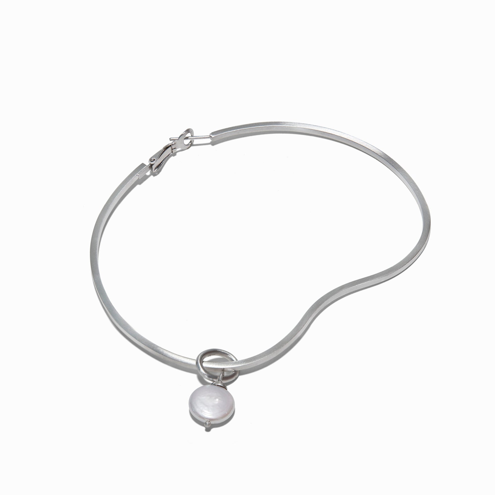 Mame Earrings | Silver | Freshwater Pearls