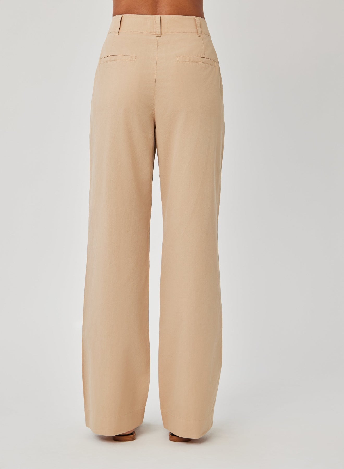 Single Pleat Trouser | Kona Khaki