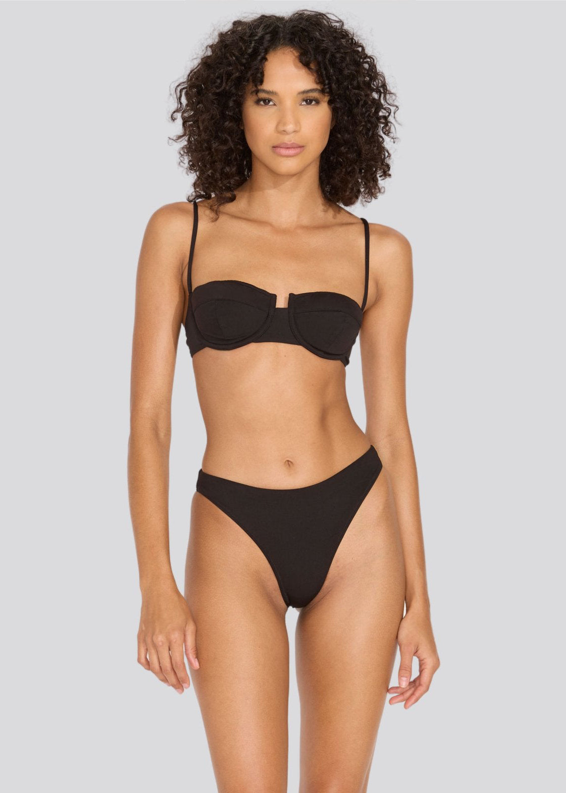 Women | The Arlo Bikini Top | Blackout